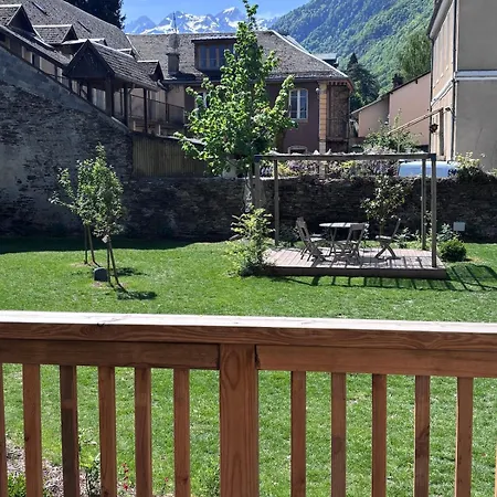 Villa Belle Maison De Caractere De 200m2 Avec Jardin Bagnères-de-Luchon